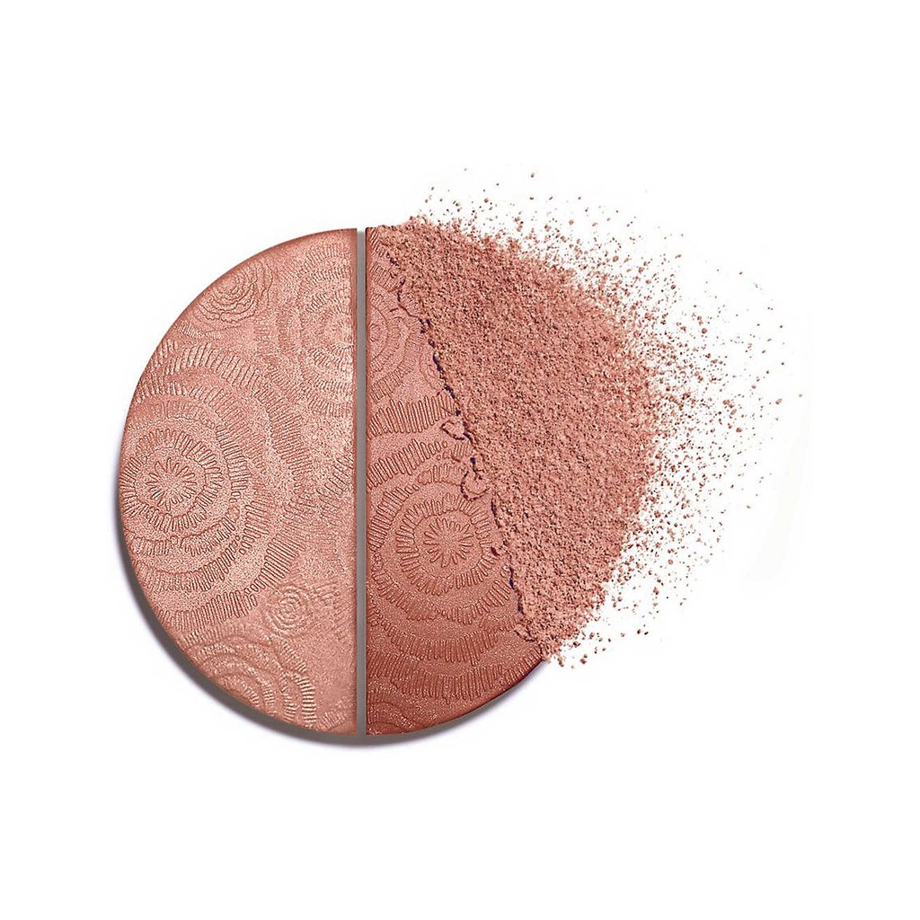 chanel fleurs de printemps blush and highlighter duo