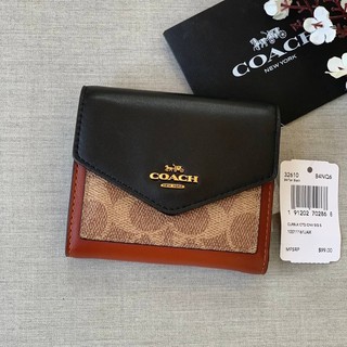 พร้อมส่งกระเป๋าสตางค์Coachแท้งานช้อป💯 Coach Small Wallet In Colorblock Signature Canvas Style No. 32610