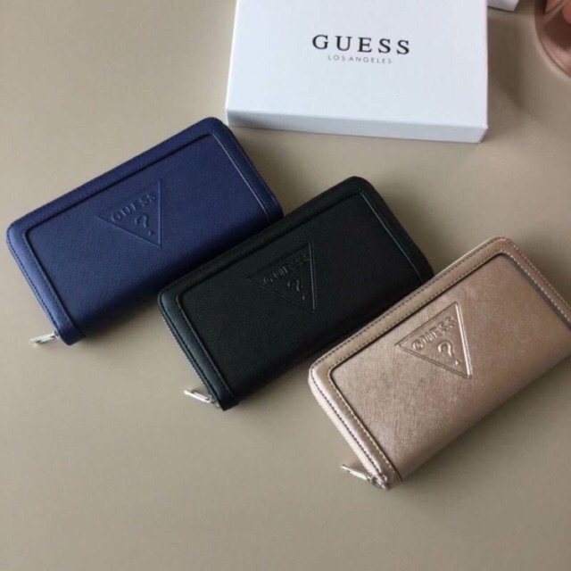 กระเป๋าสตางค์ GUESS....................