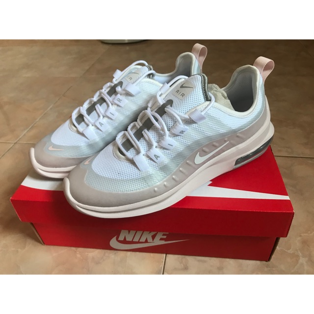 รองเท้า mike air max axis