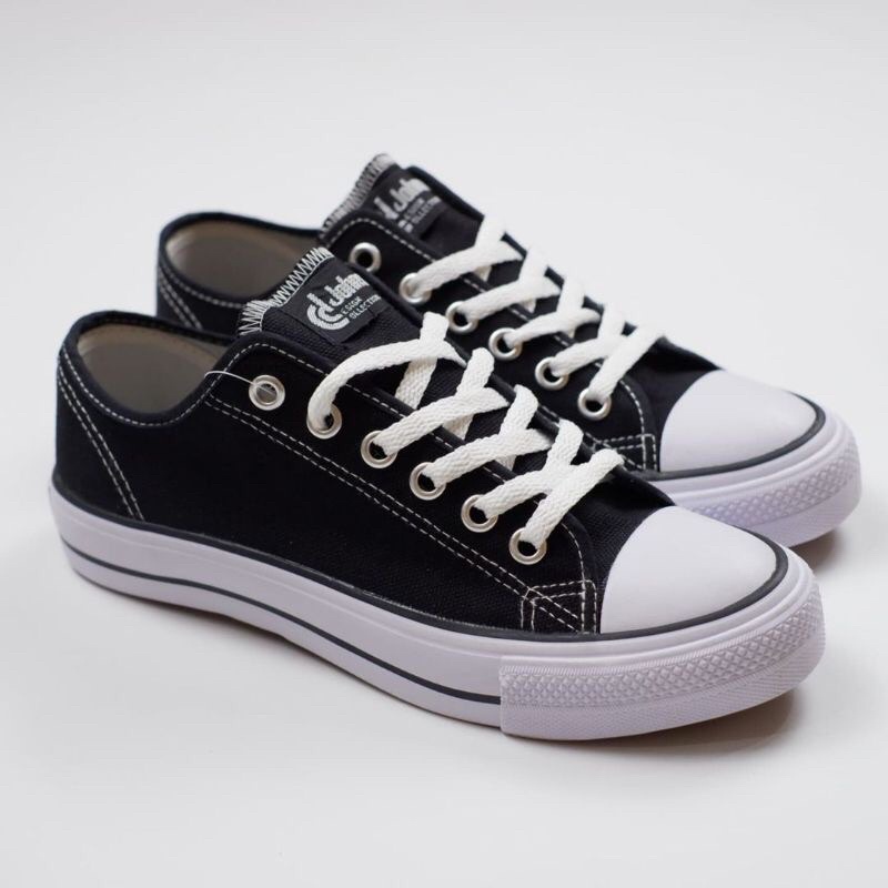 รองเท้า Jhonson Basic Low & High ดั้งเดิม - รองเท้านักเรียน Jhonson Black White