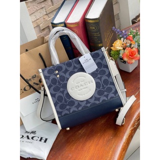 🎊💖🌇🚜@1,890.-📍(ลดพิเศษ 7 %) 💯 🛒🛒Big Discount 2022🛒🛒Coach Dempsey Tote 22 In Signature Jacquard