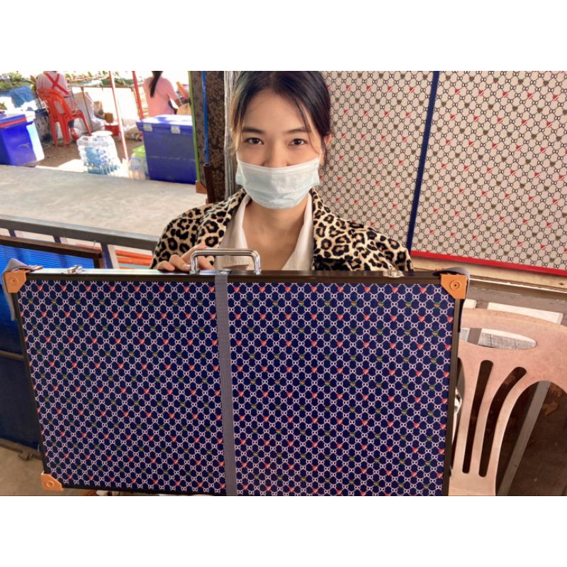 แผงลอตเตอรี่ 40×70 - 45×75 - 40×80 - 50x90 (มีมือจับทุกแผง ลายตัวอย่างเลือกทำตามขนาด)