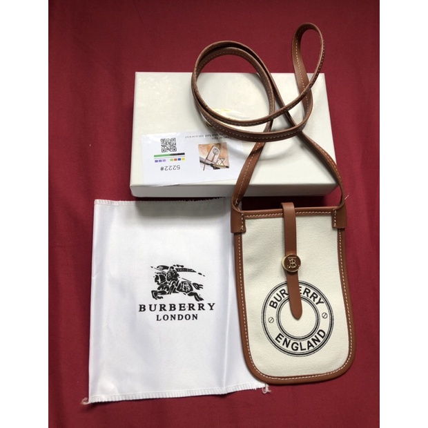 ❌ ขายแล้ว ❌ กระเป๋าใส่โทรศัพท์ และการ์ด BURBERRY
