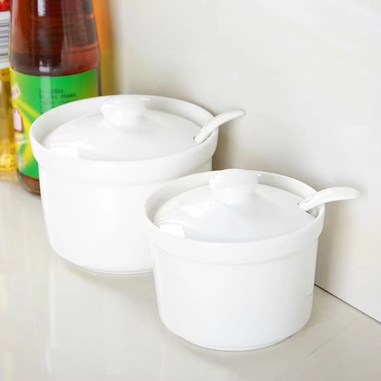 ถ้วยเครื่องปรุงเซรามิกมีฝา 3.75นิ้ว สีขาว เซ็ต 3ชิ้น/ชุด พร้อมช้อน