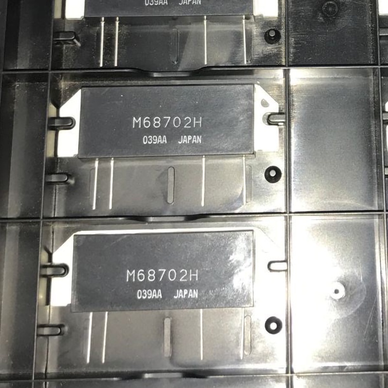 New 1pcs/lot M68702L M68702H M67746   POWER TRANSISTOR