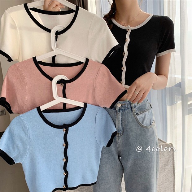 ส่งทันที Cici (NO. 2613)เสื้อครอปแขนสั้น กระดุมหน้า กระดุมถอดได้จริง
