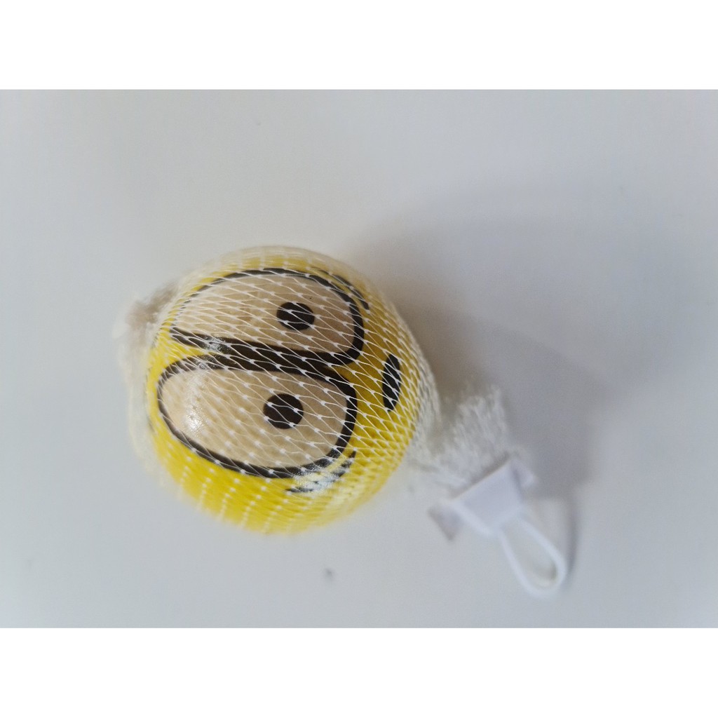 ลูกบอล Emoji  ขนาดเส้นผ่าศูนย์กลาง 5cm   มีให้เลือกหลายแบบ  จำนวน 1 ลูก