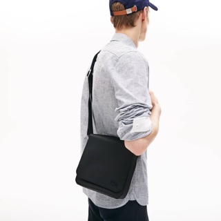 Lacoste Mens Classic Flap Bag สีดำ