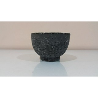 ถ้วยชาญี่ปุ่น JAPANESE WARE, SAKE AND TEA CUP "Stoneware Black" (Stamp by Artist)