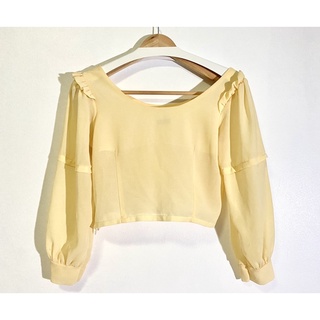 เสื้อครอปแขนยาวมือสองฟรีไซต์ไปเลย