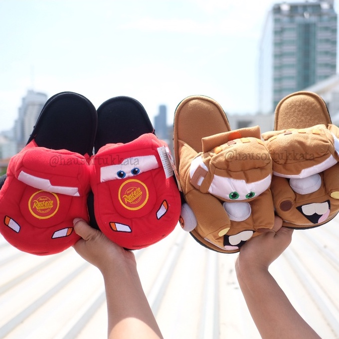 รองเท้าใส่ในบ้าน พื้นบาง Lightning Mcqueen แมคควีน & Tow Mater Cars ไลท์นิ่งแมคควีน รถ รถแมคควีน