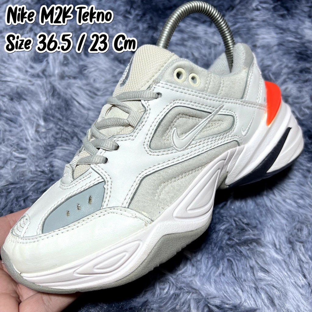 Nike M2K Tekno Size 36.5 / 23 Cm รองเท้าผ้าใบมือสอง คุณภาพดี ราคาสบายกระเป๋า