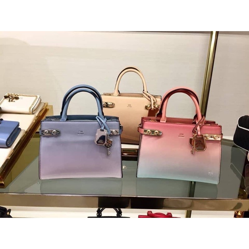 ❗️กระเป๋าLyn9”งานoutlet ❗️size L