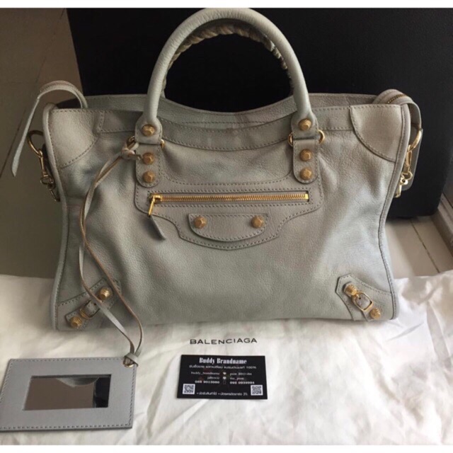 Used in good condition Belenciaga classic city