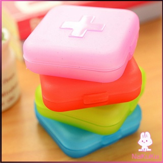 NKK กล่องยา มินิ กล่องสีสันลูกกวาด หลายช่อง กล่องยาแบบพกพา Cross-packing pill box