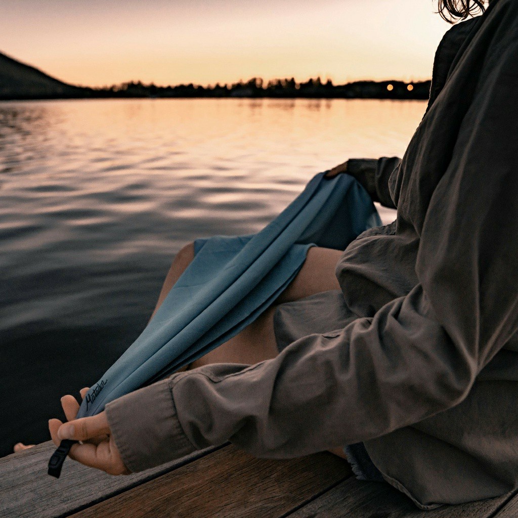 Matador Nanodry Packable Shower Towel - Large ผ้าเช็ดตัวนาโนผืนใหญ่สำหรับเดินทาง พับได้ แห้งไว - รูปที่ 6