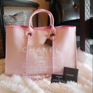 รุ่นใหม่ล่าสุด!! กระะป๋า Chanel tote canvas bag