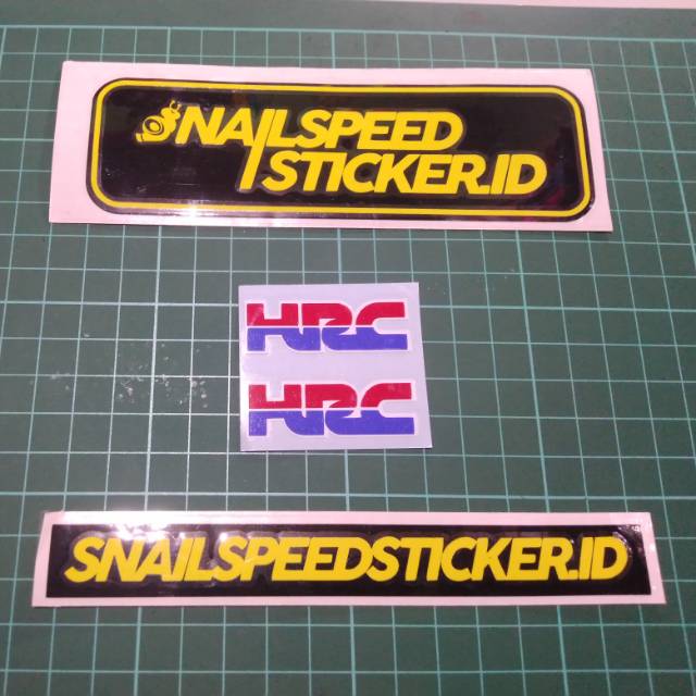 สติ๊กเกอร์บังหมวกกันน็อคอเนกประสงค์พร้อมโลโก้ HRC 2s