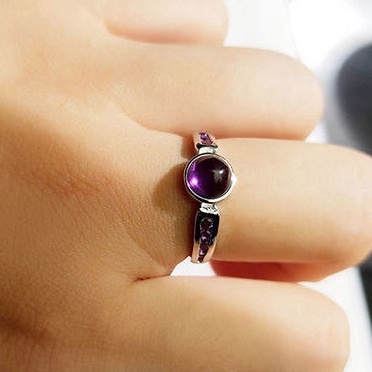 PANAOBEN💖 ใหม่แหวนเงิน 925 เดิมลาเวนเดอร์อเมทิสไข่พื้นผิวเปิดแหวนปรับได้สไตล์โกธิคออกแบบเสน่ห์สุภาพสตรีแบรนด์เครื่องประดับเงินน่ารักแหวนผู้ชายเครื่องประดับแฟชั่นเกาหลีแหวนคู่แหวนเงินแท้ 925 วินเทจสำหรับผู้หญิง แหวน
แหวนทองครึ่งสลึง แหวนแฟชั่น คริสต์มาส