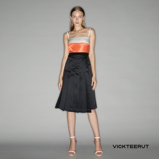 VICKTEERUT A-Line Pleated Skirt กระโปรงอัดพลีททรงเอ