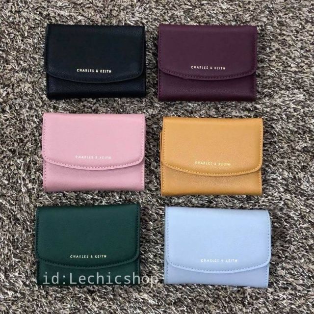 .Charles&amp;Keith (พร้อมถุงแบรนด์)กระเป๋าสตางค์ ใบสั้น short wallet ส่งฟรี!ems