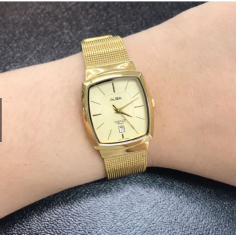นาฬิกาข้อมือผู้หญิง ALBA รุ่น DA063A  สายถัก มือสองสภาพนางฟ้า ของแท้100%