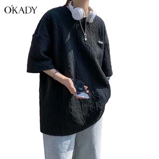 OKADY ฤดูร้อนผู้ชายแขนสั้นสีทึบน้ำยี่ห้อลำลองเสื้อยืดหลวมทุกการแข่งขันรอบคอนักเรียนแขนห้าจุด