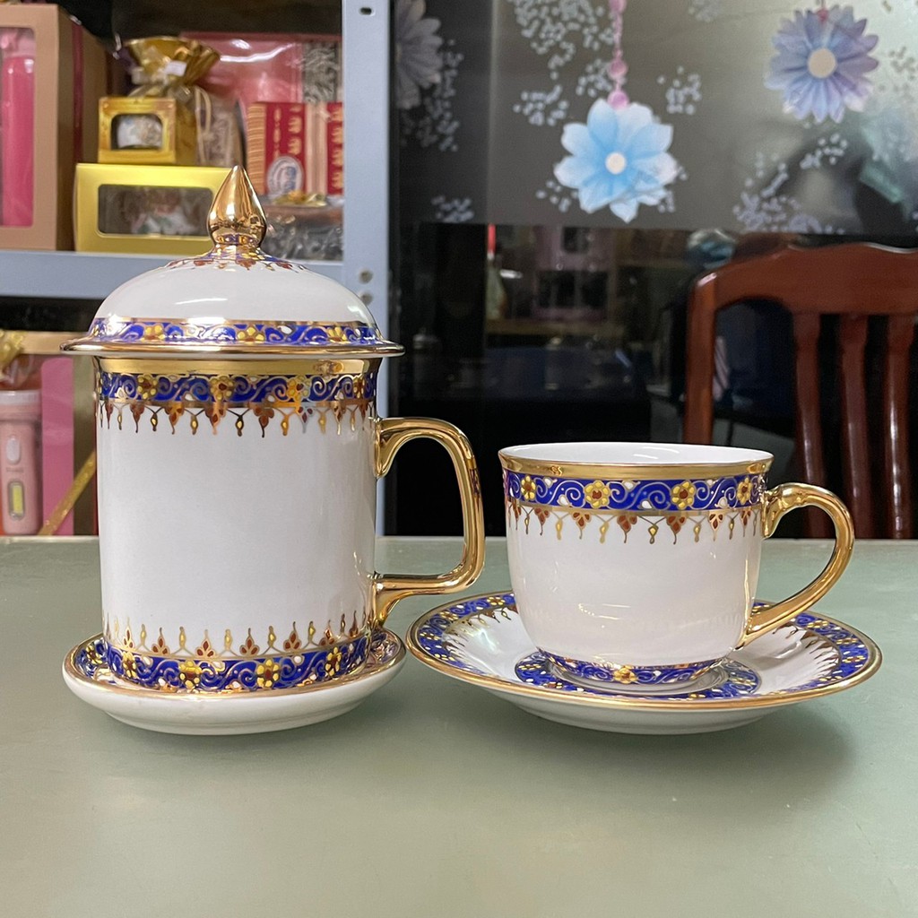 พร้อมส่ง ชุดแก้วมัคและแก้วกาแฟพร้อมจานรองขอบเบญ เบญจรงค์ รูปที่ 7
