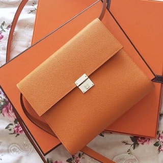 (Pre-order)หนังแท้100% กระเป๋าทรง H Clic Wallet Epsom