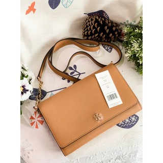 (ผ่อน0%) กระเป๋า สะพายข้าง TORY BURCH Emerson Chain Wallet 52899 หนังแท้ สีน้ำตาล