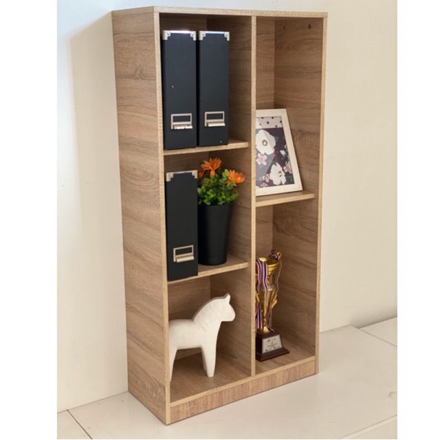 Besta ชั้นวางของ สูง 120 ซม. ตู้โชว์ของ 5 ช่อง Trophy สีโซลิต