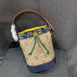 TORY BURCH WOMENS BLUE T MONOGRAM JACQUARD MINI BUCKET BAG กระเป๋าถือทรงบักเก็ต พร้อมสายสะพายยาว ครอสบอดี้ ทอรี่เบิร์ช