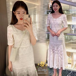เดรสลูกไม้ฉลุลาย สีขาว