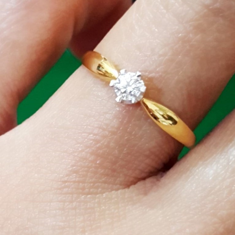 แหวนแต่งงานเพชรแท้ทอง90%