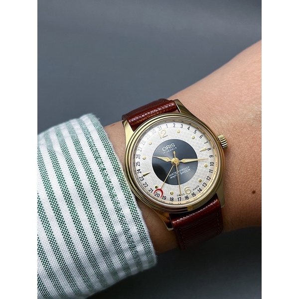 นาฬิกาเก่า นาฬิกาไขลาน นาฬิกาข้อมือโบราณโอริส Vintage ORIS pointer date Bullseye dial
