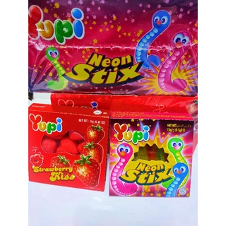 YUPI Strawberry kiss🍓&amp;Neon Stix แบบเยอะราคา1ถาด อร่อยต้องลองในแบบยูปี้