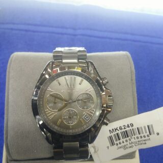 MICHAEL KORS รุ่น6249 งานเเท้100%ครับ