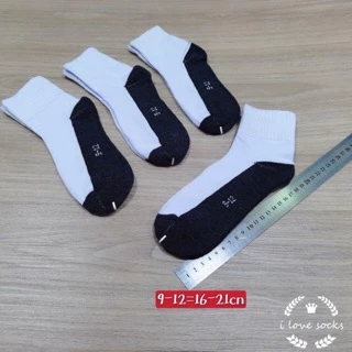 ถุงเท้านักเรียน เนื้อผ้าจึงใส่สบาย คู่ 9บาท