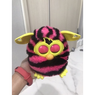 Furby สีชมพูสลับดำ มือสอง*** ตัวนี้นิสัยน่ารักมากพูดเก่ง