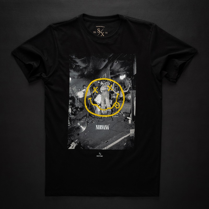 เสื้อยืด NIRVANA สีดํา