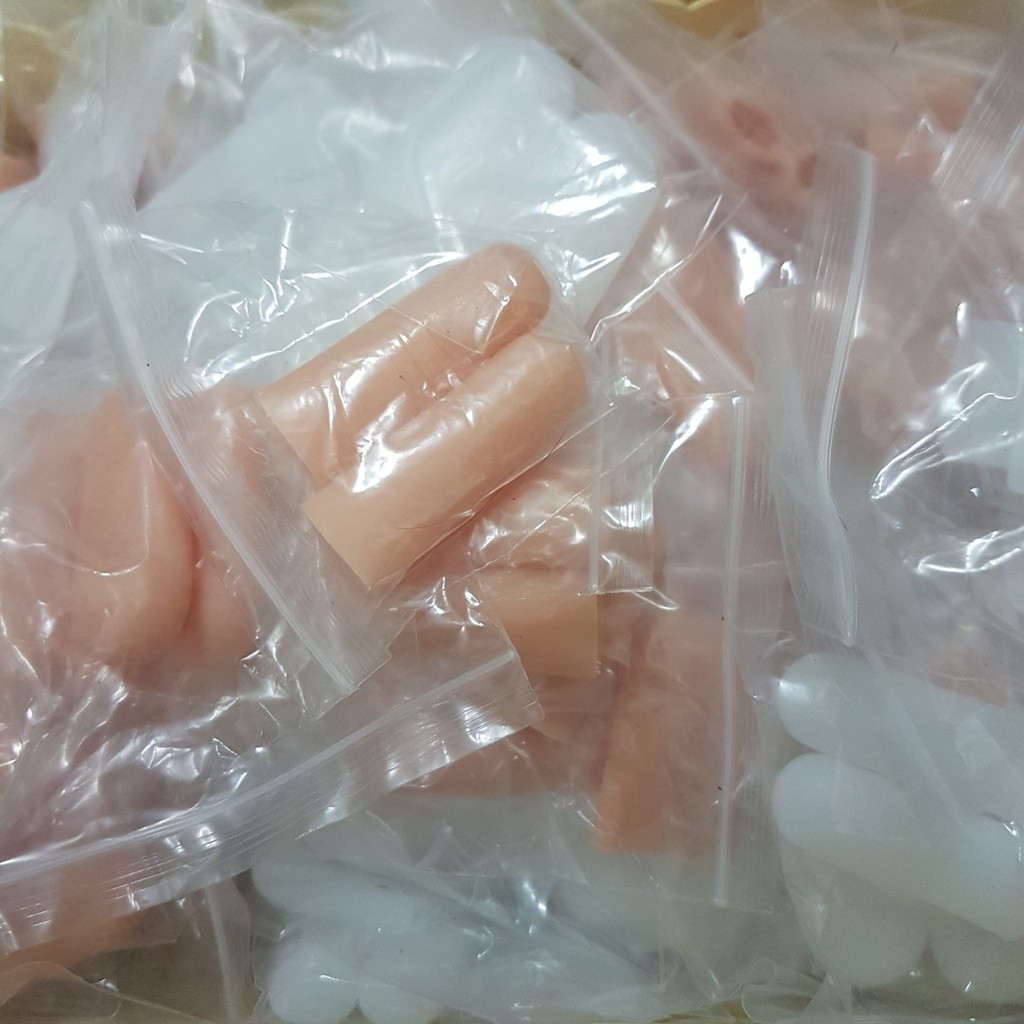 กันกัด [1 คู่] ใช้ได้ทั้งมือและเท้า แบบสวมซิลิโคนสวมนิ้วเท้า แบบหัวปิด พร้อมส่ง SL5154 - รูปที่ 2