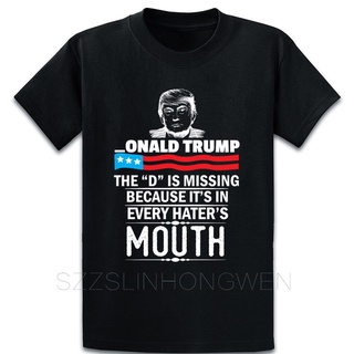 [S-5XL]เสื้อยืดลําลอง แขนสั้น พิมพ์ลาย Donald Trump The D Is Missing Fit แฟชั่นฤดูใบไม้ผลิ ฤดูใบไม้ร่วง สําหรับผู้ชาย ไซ