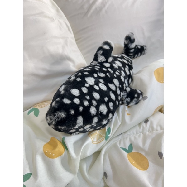 jellycat Pebbles whales shark มือสอง แท้