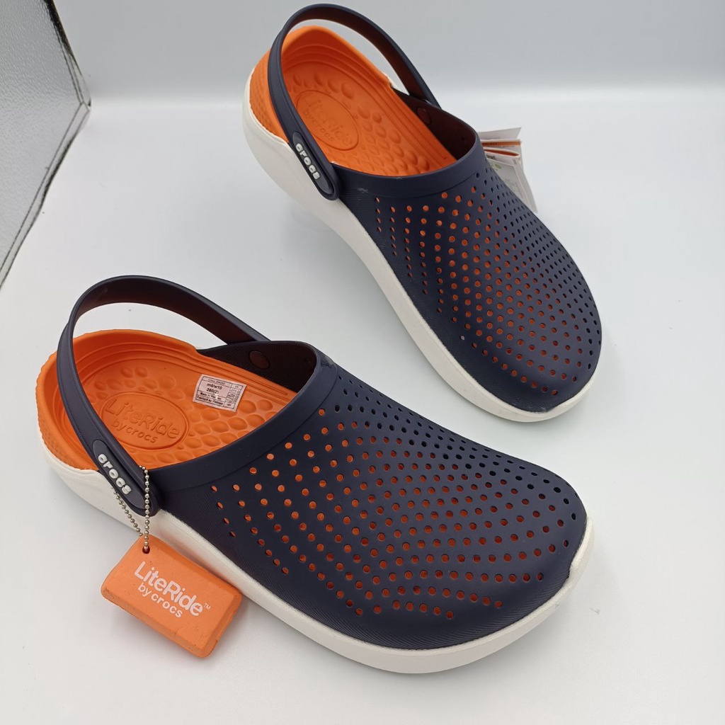 Crocs Lite Ride Clog รองเท้าแตะแบบลำลองงานดีมาใหม่สุดฮิตใส่ได้ทุกเพศ