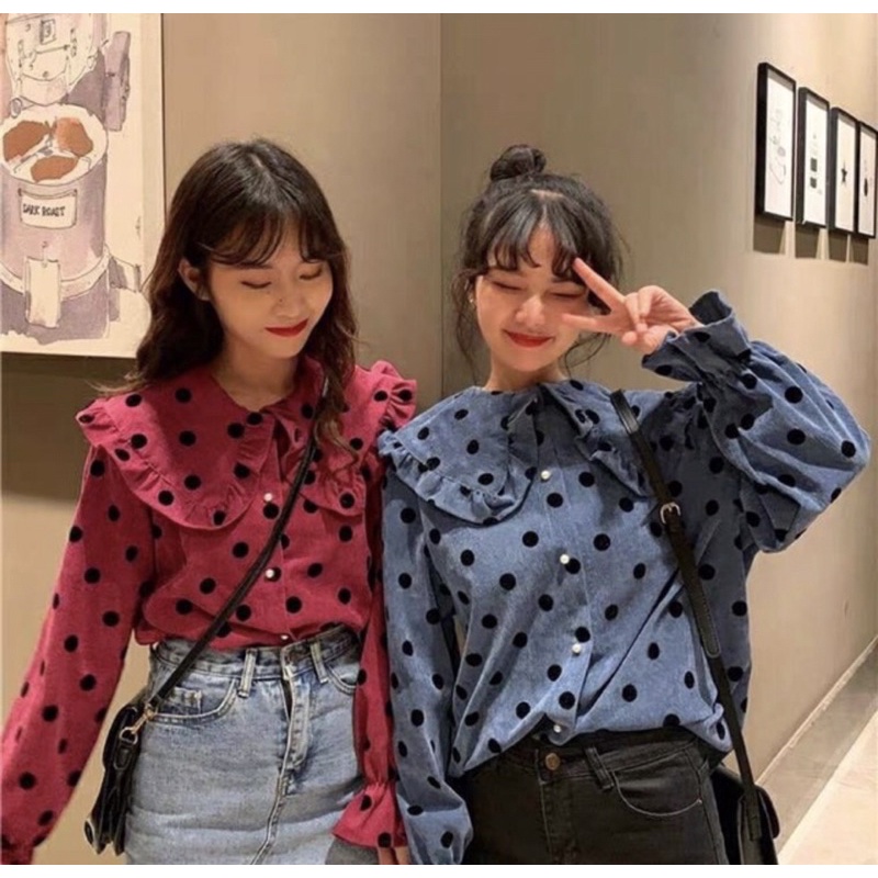 เสื้อเชิ้ตแนววินเทจ ลายจุด คอปกใหญ่ สนใจสอบถามนะคะ