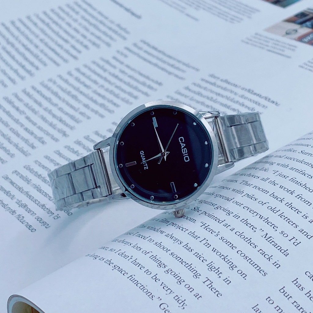 🔥ลด 50% ใส่โค้ด INCLZ11🔥 นาฬิกาข้อมือคาสิโอ้ แฟชั่นสำหรับผู้หญิง สายเลท หน้าปัดขนาด 32 มม. เรียบหรู - รูปที่ 3