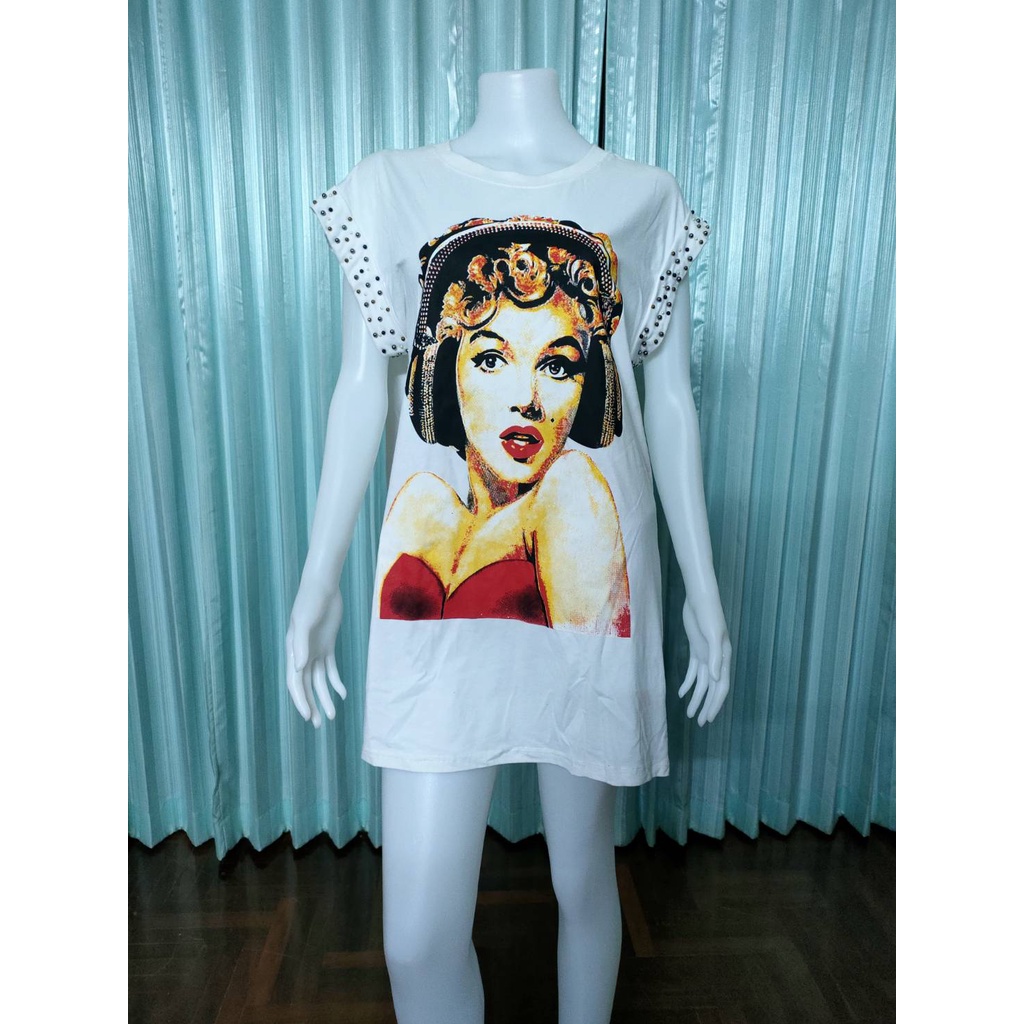 เดรสสั้นแฟชั่น เหมาะสำหรับสาวอวบ สีขาว สกรีนลายผู้หญิง งานป้าย Fitfat