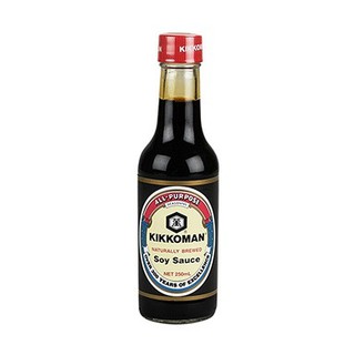 Kikkoman Less Salt Soy Sauce 250 ml. คิคโคแมน โชยุ ซอสถั่วเหลืองสูตรต้นตำรับ และ สูตรเค็มน้อย 250 มล.