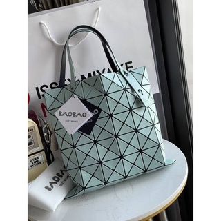 Baobao Issey Miyake tote Bag 6x6 กระเป๋า Tote